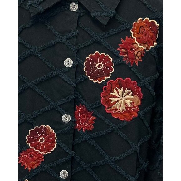 Fashion Bug 18/20 Black Shacket With Contrast Floral Embroidery & Textured Detai - Picture 4 of 9